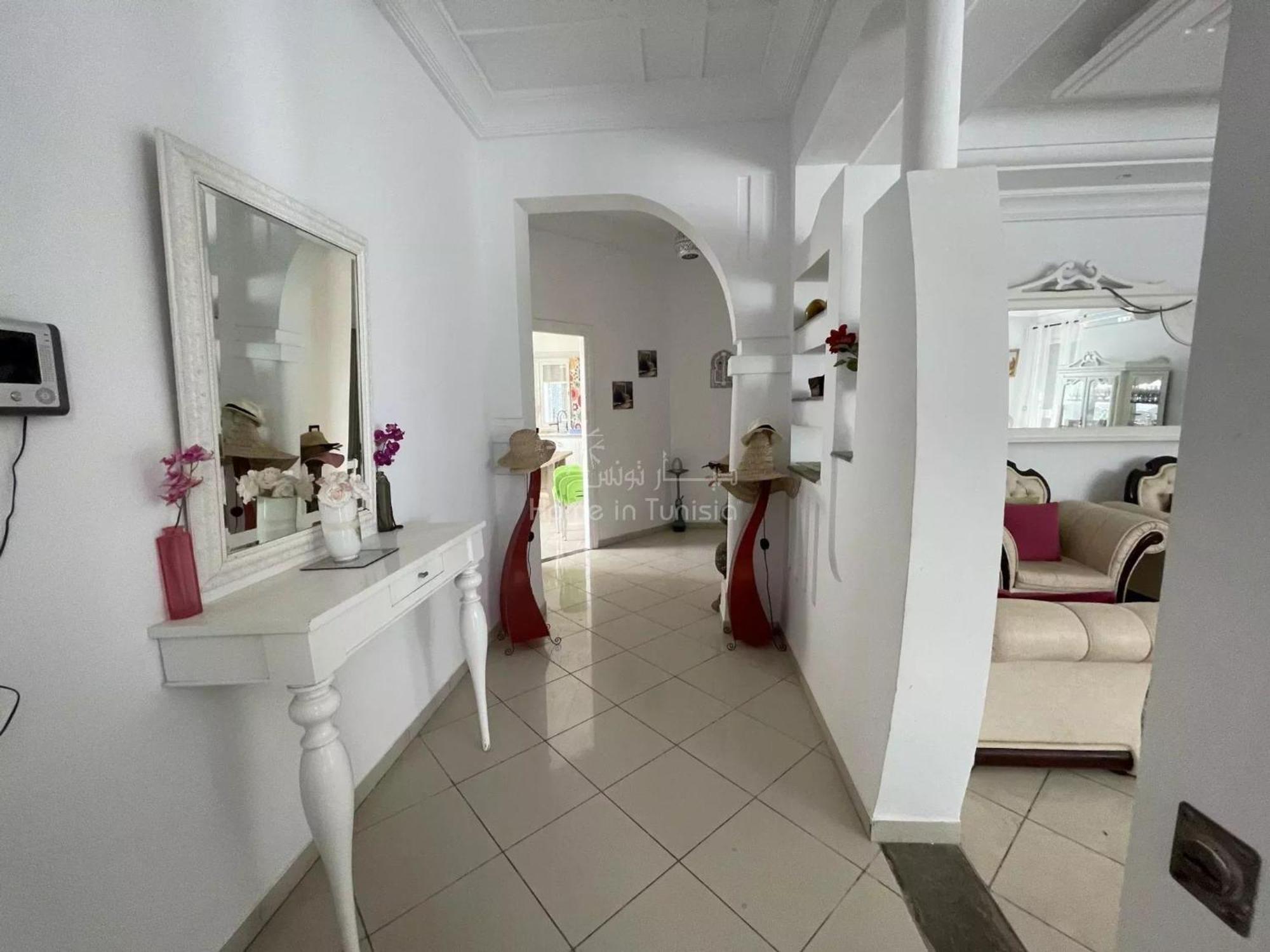 Luxury With Pool Near The Sea In Hergla Villa
